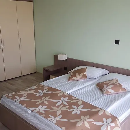 Iva Hotel Byala (Varna)